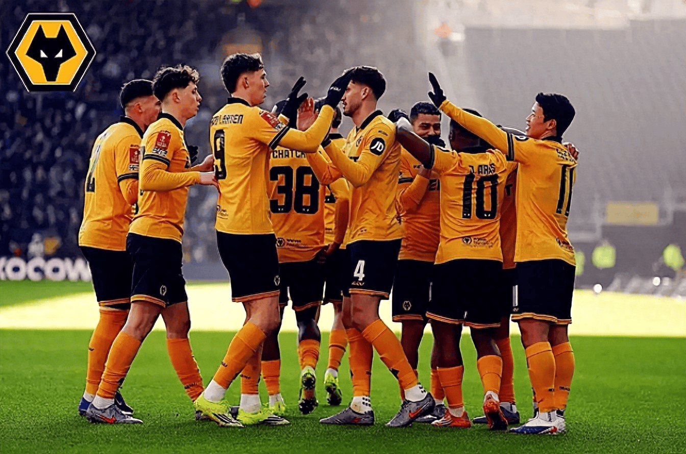 ม้ามืดที่ใหญ่ที่สุดในพรีเมียร์ลีกถือกำเนิดขึ้น! แมนเชสเตอร์ ยูไนเต็ด และลิเวอร์พูล หยุดไม่ได้ หมาป่าต้องการสร้างตำนานการตกชั้น?_ อาร์เซนอล_เบิร์นลีย์