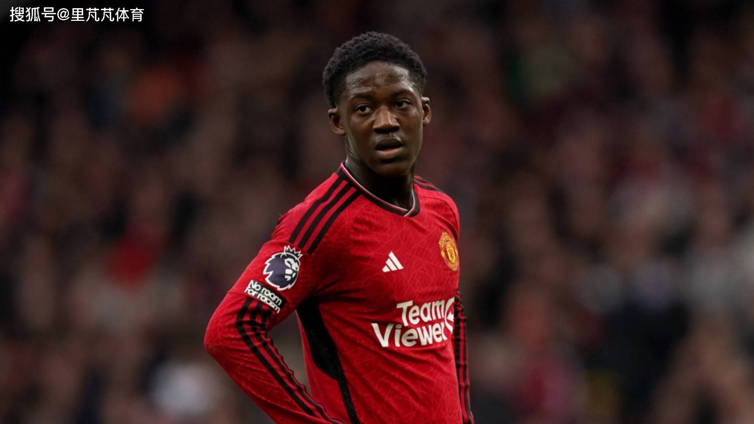 ไอเดียใหม่ของมิดฟิลด์แมนเชสเตอร์ ยูไนเต็ด: เมนู B Fee ต่ออายุสัญญาเพื่อรอดูอนาคต Cherry Interceptor เข้าสู่ Vision_Carrick_Chicks_Napoli