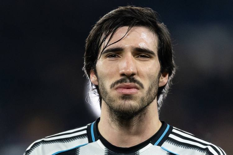 นิวคาสเซิ่ล ราคา 100 ล้านยูโร! สื่ออิตาลี: อาร์เซนอล ร่วมแข่งขัน โดนาลี แมนเชสเตอร์ ยูไนเต็ด อาจถูกตัดอีกครั้ง