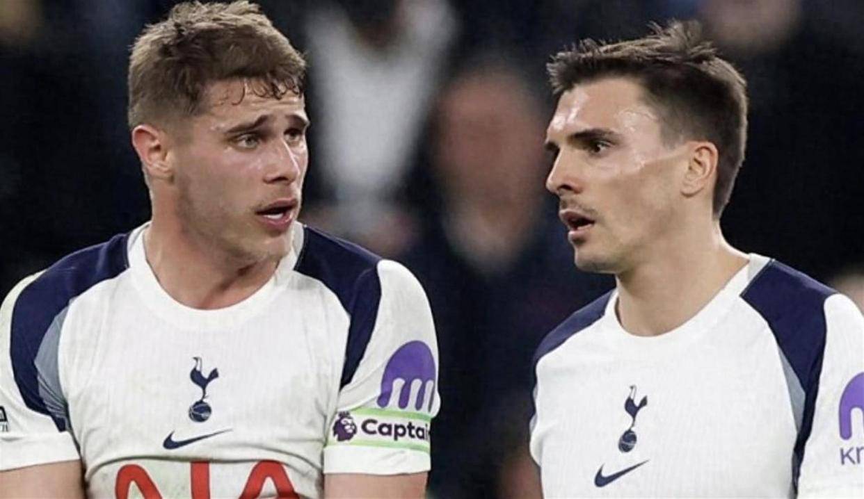 5 แพ้สตรีค! 900 ล้านยักษ์ใหญ่ในความอัปยศที่ยิ่งใหญ่ของพรีเมียร์ลีก: 11 รอบของการอยู่ยงคงกระพันและใกล้จะตกชั้นแฟน ๆ ออกจากเกมใน 45 นาที_Tottenham_Player_Ismail SAR