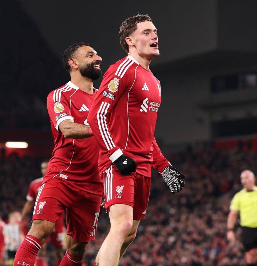 ข่าวฟุตบอล บาเยิร์น ชนะ 10 นัดติดต่อกัน ลิเวอร์พูล เอาชนะ นิวคาสเซิ่ล อาร์เซนอล ทำสังหารหมู่ 4-0