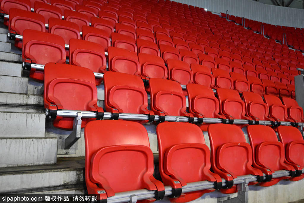 อย่างรถไฟเหาะลียงแพ้ 4 และ 2 ใน 6 เกมที่ผ่านมาหลังจากสตรีคที่ชนะ 13 เกม