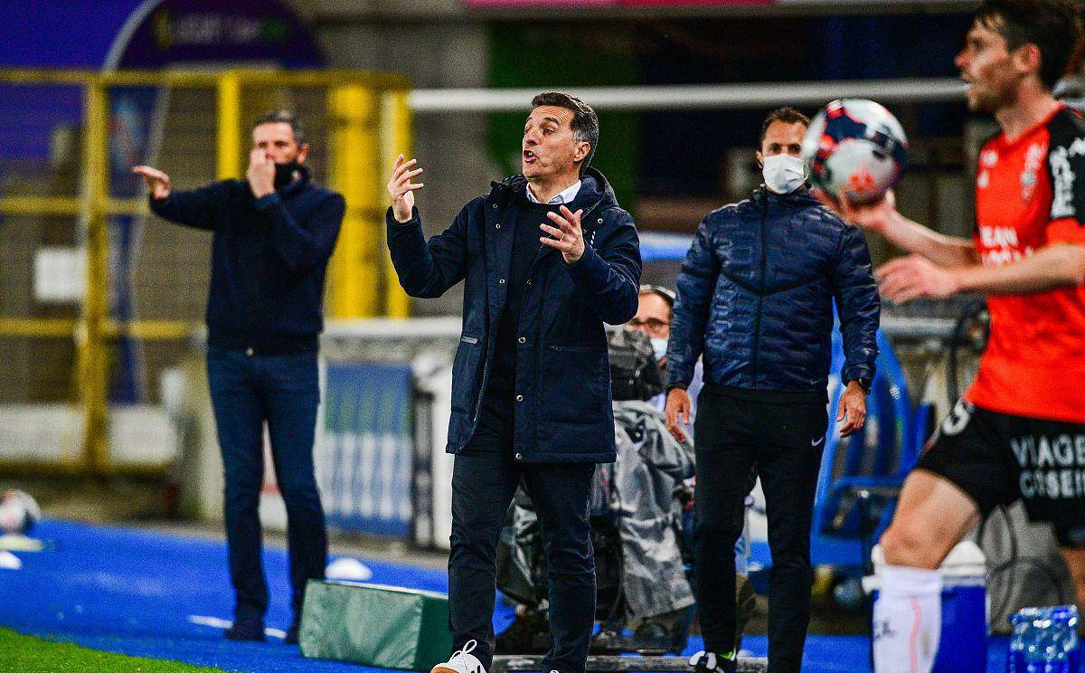 ลอเรนต์ยังคงไม่แพ้ใครในเกมเหย้า 12 เกมติดต่อกัน เลนส์สามารถกลับคืนสู่ตำแหน่งแรกในรายการลีกเอิงได้หรือไม่?_ การแข่งขัน_status_battle