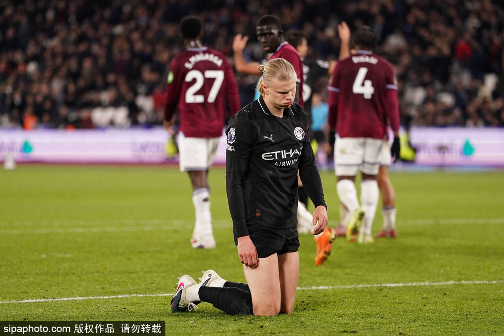 พื้นที่ความเป็นส่วนตัวของ Harland ได้รับบาดเจ็บ? แฟนของ Guardiola หัวเราะ: ฉันหวังว่าภรรยาของเขาจะมีความสุขในคืนนี้_Guardiola_Match_Manchester