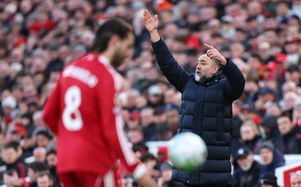 ท็อตแนม จบใน หน้าด้าน ลิเวอร์พูล เสียแต้มให้ทีมตกชั้น แฟนบอลโกรธ และ บูส + เอซ โกรธ ตำหนิเพื่อนร่วมทีม_ยูฟ่า แชมเปี้ยนส์ลีก_อาร์เซนอล_แมน ยูไนเต็ด