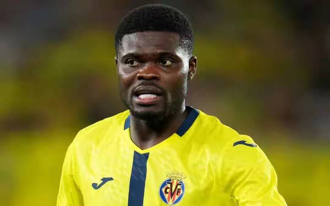 พูดถึงเกรด! ดอร์ทมุนด์ไม่ต่อสัญญากับ Ricken & Kyle ชะตากรรมของเจ้าหน้าที่ระดับสูงสองคนคือ Undecided_Management_Chapter _ Frankfurt