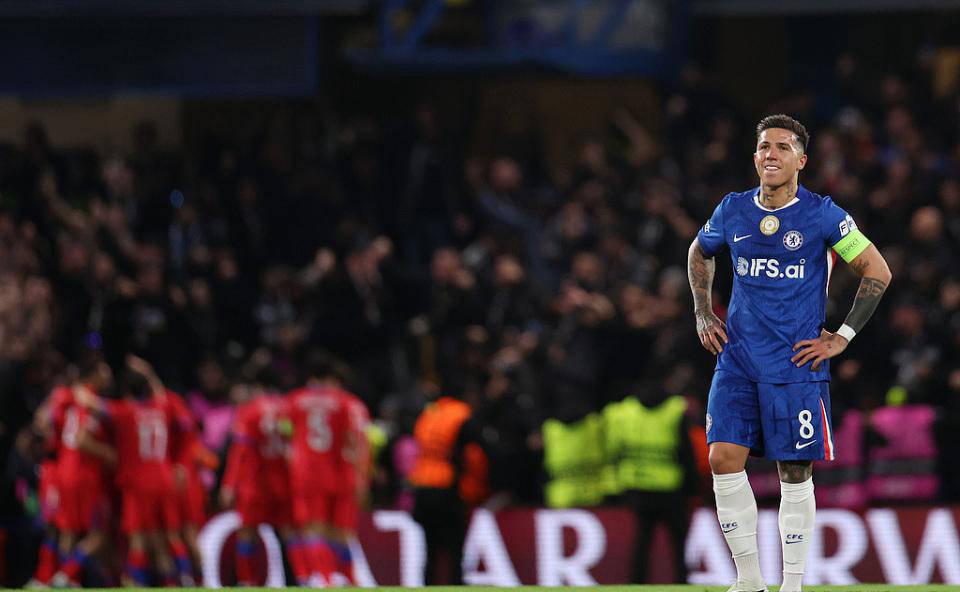 แชมเปี้ยนส์ลีกกำลังถอยหลัง! พรีเมียร์ลีก ดับเบิ้ลสตาร์ตกต่ำในแซนด์ แมนเชสเตอร์ ซิตี้ พลิกกระแสในบ้านไม่ได้ เชลซี โดนปารีส นองเลือด