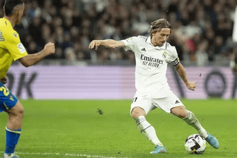 วันพฤหัสบดี 008 ยูโรปา: ปอร์โต้ vs สตุ๊ตการ์ท