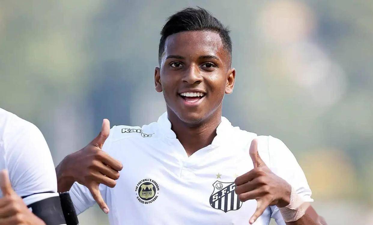 เรอัล มาดริด โรดริโก พลาดแชมป์โลก บาดเจ็บสาหัส ทีมถูกเปิดเผยว่ากำลังวางแผน 160 ล้านยูโรเพื่อซื้อตัวสำรอง อาชีพสีขาวของเขาจบลงแล้ว?_ ฮาร์วีย์ อลอนโซ่ แชมเปี้ยนส์ ลีก_เรอัล มาดริด