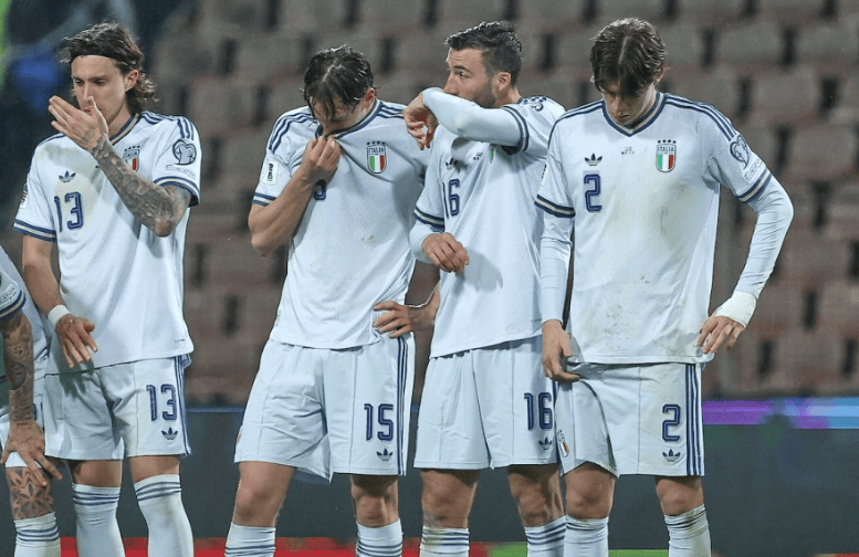 เมื่อคืนเช้านี้เป็นคืนฟุตบอล! อิตาลีและเลวานดอนออกไปแล้ว และคองโกประชาธิปไตยก็ก้าวหน้า! เมสซี่ goals_a play-assay_world cup_match