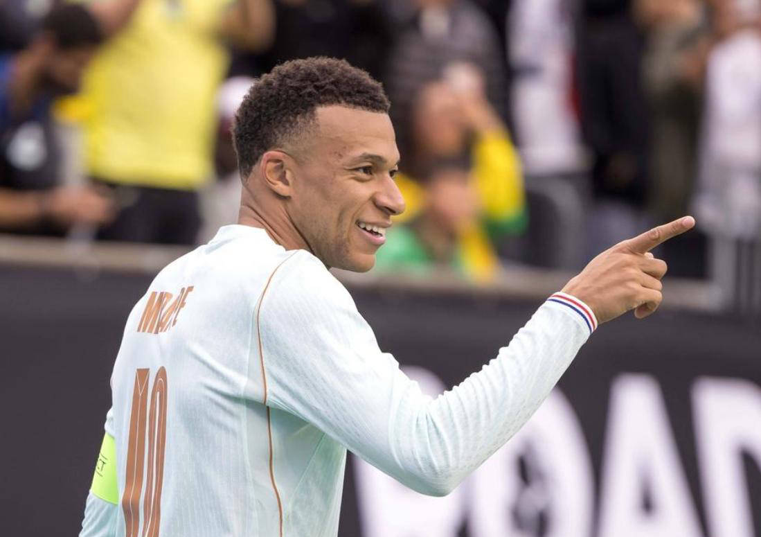 การเปิดเผยเงินเดือนของผู้เล่นลาลีกา: เรอัล มาดริด เสมอกันสำหรับตำแหน่งที่หนึ่ง, alaba ที่สาม, เลวานดอฟสกี้ที่สี่_eur_vincius