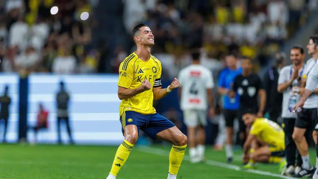 ซี โรม ซวง ซวง ซวง ซวง ริยา ชนะ 5:2 ชัยชนะเหนือ najma_hamdan_match_goals_goals