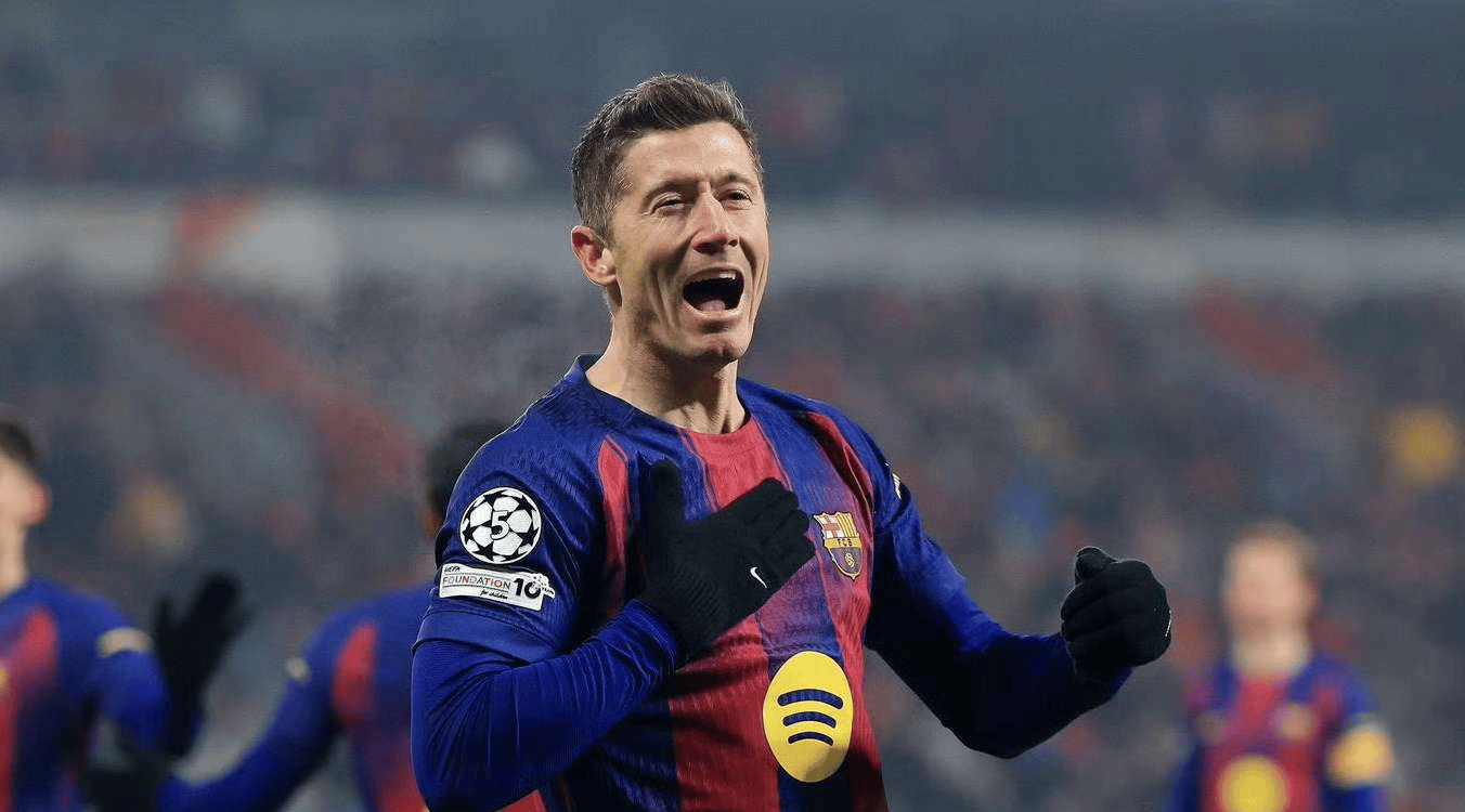 สื่ออิตาลี: เลวานดอฟสกี้ใช้ความคิดริเริ่มที่จะแนะนำตัวเองให้รู้จักกับเอซี มิลาน และออกจากทีมอย่างอิสระในช่วงฤดูร้อนหรืออย่างอิสระ