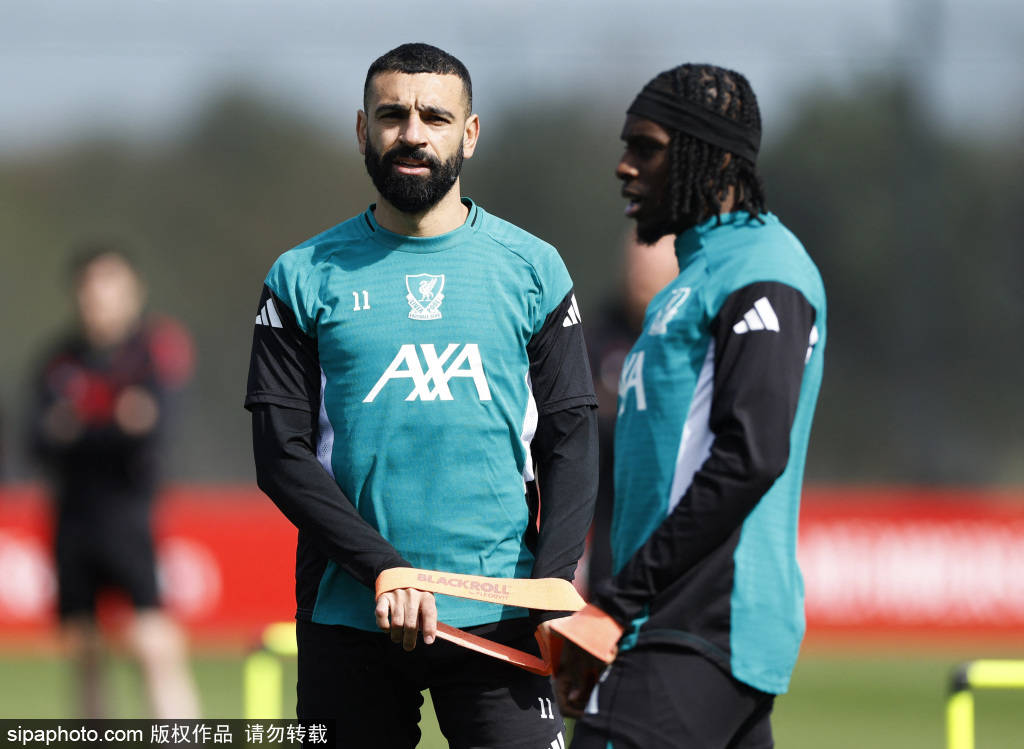 Van Deck สนับสนุนแฟน ๆ ให้ประท้วงค่าโดยสาร 