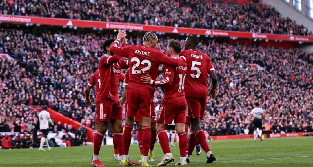 0-2! แชมเปี้ยนส์ลีก 6 แชมเปี้ยนชิพอยู่ในสถานการณ์ที่สิ้นหวัง การต่อสู้อย่างเด็ดขาดของลีกาคือโอเวอร์ลอร์ด และปาฏิหาริย์ก็หวังว่าจะมีปาฏิหาริย์