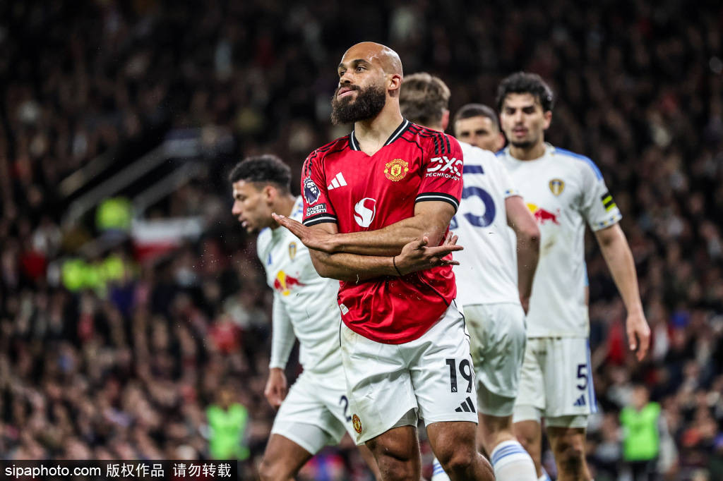 แมนเชสเตอร์ ยูไนเต็ด เอาชนะ ลีดส์: โค้ชและโค้ชกำลังรีบร้อน ความกังวลที่ซ่อนอยู่ของการเฝ้าดูระดับสูงของสโมสรในจุดนั้น