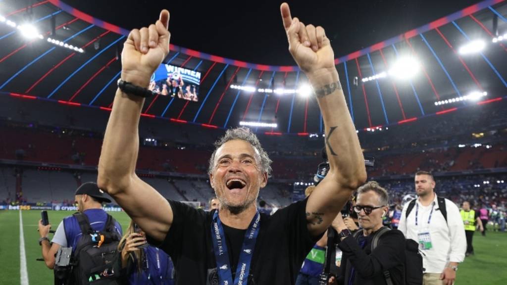 เอ็นริเก้ถูกประณามพระเจ้าอย่างสมบูรณ์! ปารีส มาเป็นฝันร้ายของพรีเมียร์ลีกและแชมเปี้ยนส์ลีก และเส้นทางที่จะป้องกันแชมป์นั้นผ่านพ้นไม่ได้! _ ไฟนอลส์_อินเตอร์ มิลาน_อาร์เซนอล