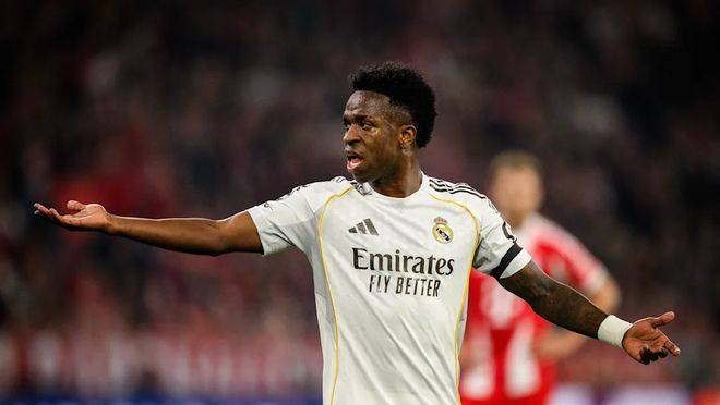 เบอนาเบว ดา ทำความสะอาด! ชีวิต 3 ดาวของเรอัล มาดริด แขวนอยู่ตามเส้น Vinicius อยู่ใน list_middlefielder_status_carmavina