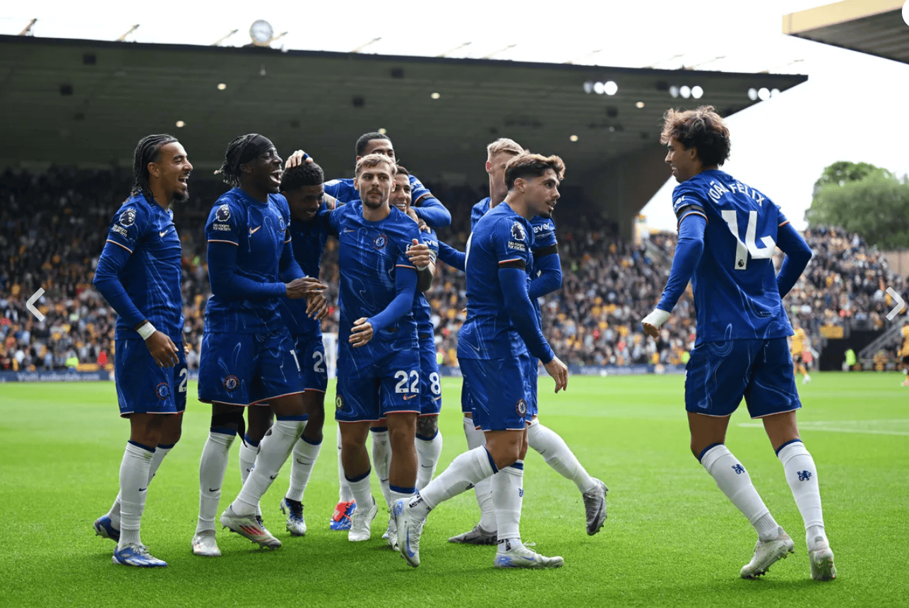 พรีเมียร์ลีกเป็นคืนที่น่าเศร้าและมีความสุข! ท็อตแน่ม 2-2 ในโซนตกชั้น เชลซี แพ้ 4 เกมรวด และ เดอะ กัน ซิตี้ จะแข่งขันเพื่อชิงแชมป์ : แมนฯ ยูไนเต็ด_อาร์เซนอล