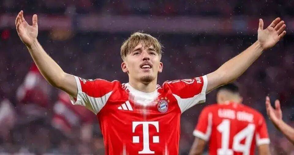 109 ลูกเป็นเพียงอาหารเรียกน้ำย่อย! มงกุฎสามใบกำลังกวักมือเรียก บาเยิร์นโหดร้ายเกินไป