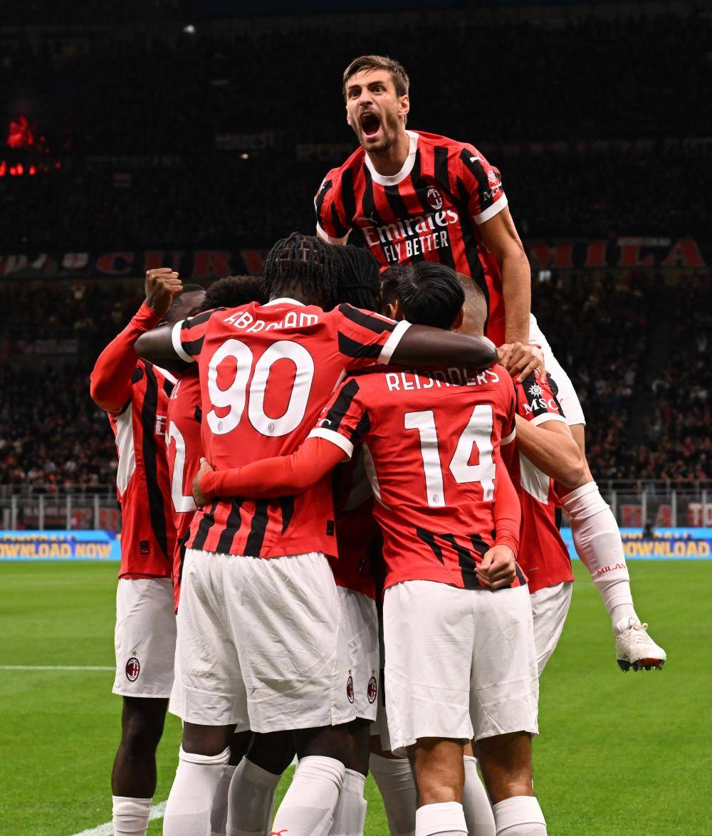 การแข่งขันกัลโช่ สี่ suspense สิ้นสุด? มิลาน ยูเวนตุส ได้เปรียบเพียงเส้นเดียว ล็อคแชมเปี้ยนส์ลีก โรม่า โคโม เหลือเพียงทฤษฎีเท่านั้น - ChinaDaily