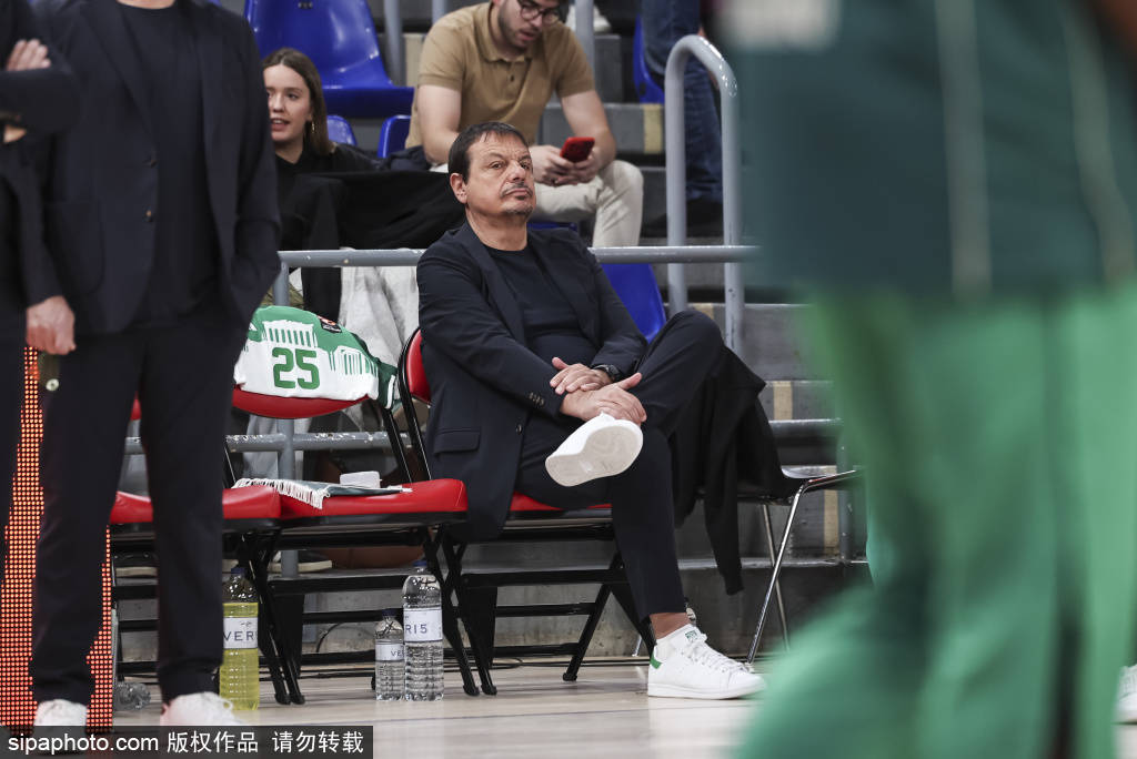 อื่นสร้างความรุ่งโรจน์ในอดีตของเขาขึ้นมาใหม่: ลาลีกาปรากฏขึ้นอีกครั้งในสตรีค feat -_Season_Spanishe_at Madrid