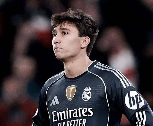 กองหน้าวัย 23 ปีของเรอัล มาดริด อาจถูกย้าย: 34 เกมกับ 6 ลูกมูลค่า 60 ล้านยูโร