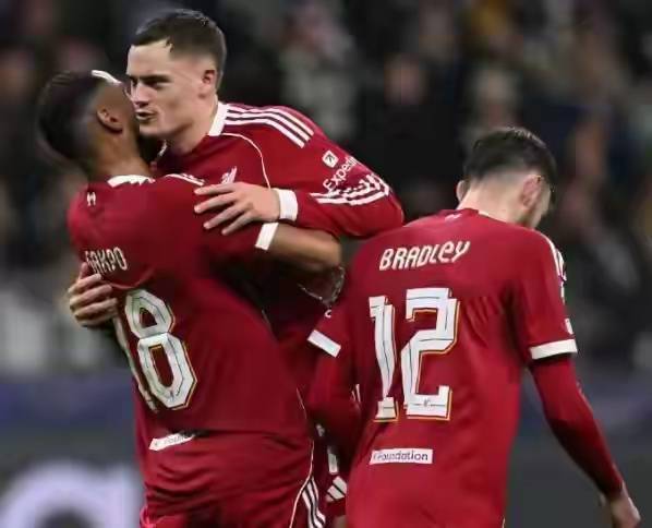 ค่าโอน 100 ล้านเปลี่ยนเป็นการแลกเปลี่ยนเลือดครั้งใหญ่! โรมเดิมพันในแนวที่สามเพื่อเสริมความแข็งแกร่งและผู้สืบทอดตำแหน่งของมูรินโญ่มีเสถียรภาพ?_ bellotti_serie a_molin