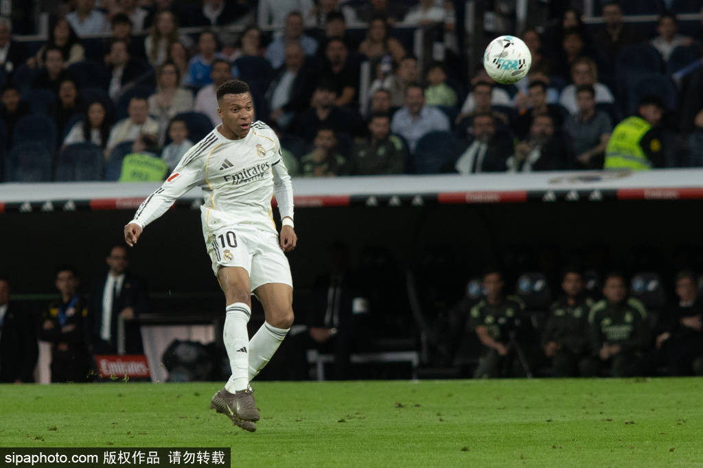 ฤดูกาลแห่งเปลวไฟเรอัลมาดริด: สิบไฟในห้องล็อกเกอร์ฉีกขาด Apart_Harvey Alonso_Media_Discipline