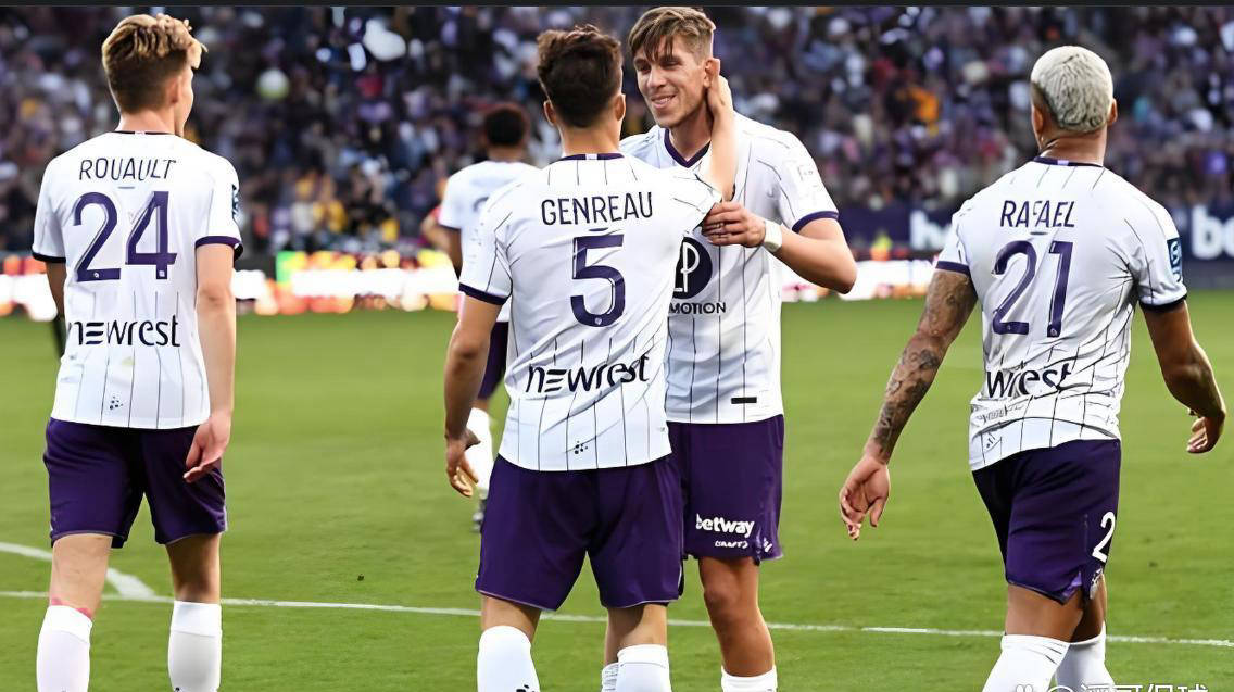 2 พฤษภาคม Kormo vs Naples, Atlanta กับ Genoa, Udinese เผชิญหน้ากับ Turin_Play_Main_Attack