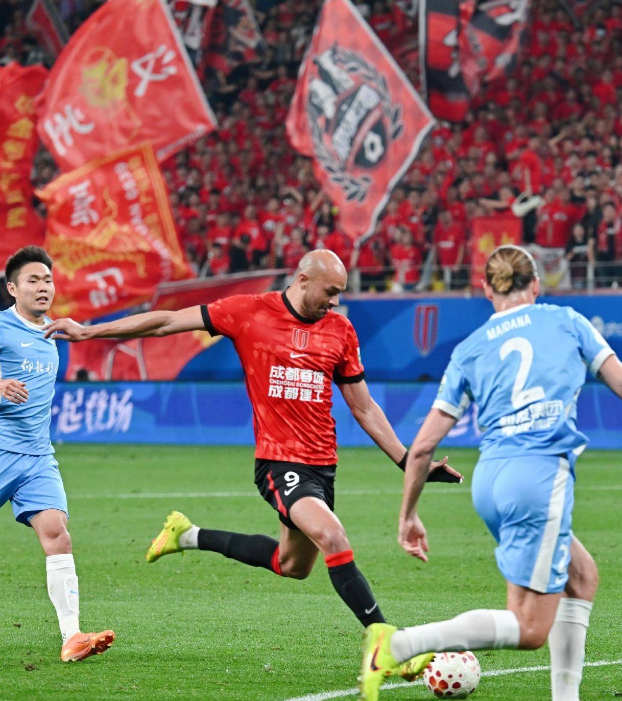 รอบที่สิบเอ็ดของ Chinese Super League: Dugu ใน Rongcheng แสวงหาความพ่ายแพ้ Taishan ได้เปลี่ยนเป็นสตรีคและพะยูนกลายเป็นราชาแห่ง Bull_Change_ClassMate_Seas_Season ในฤดูกาลนี้
