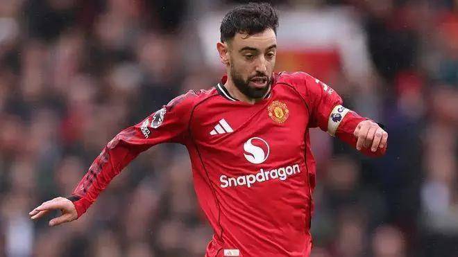แมนฯ ยูไนเต็ด ทุบ 45 ล้าน ตัดหูฮือ! Edson ได้เจรจาเงื่อนไขส่วนตัวและลงนามเป็นเวลา 5 ปีจนถึงปี 2031!_ midalfield_gomez_ธุรกรรม