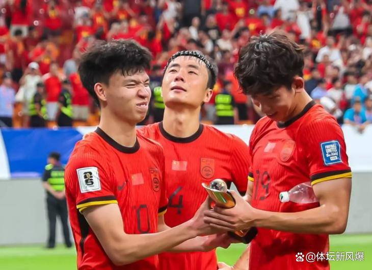 จีน ยู17 พลิกซาอุดิอาระเบีย ผ่านเข้ารอบรองชนะเลิศ เอเชียน คัพ ญี่ปุ่น กวาด 5-0 ลิเวอร์พูล ยิง 4 ประตู_ยูฟ่า แชมเปี้ยนส์ ลีก_เบลเกรด เรดสตาร์