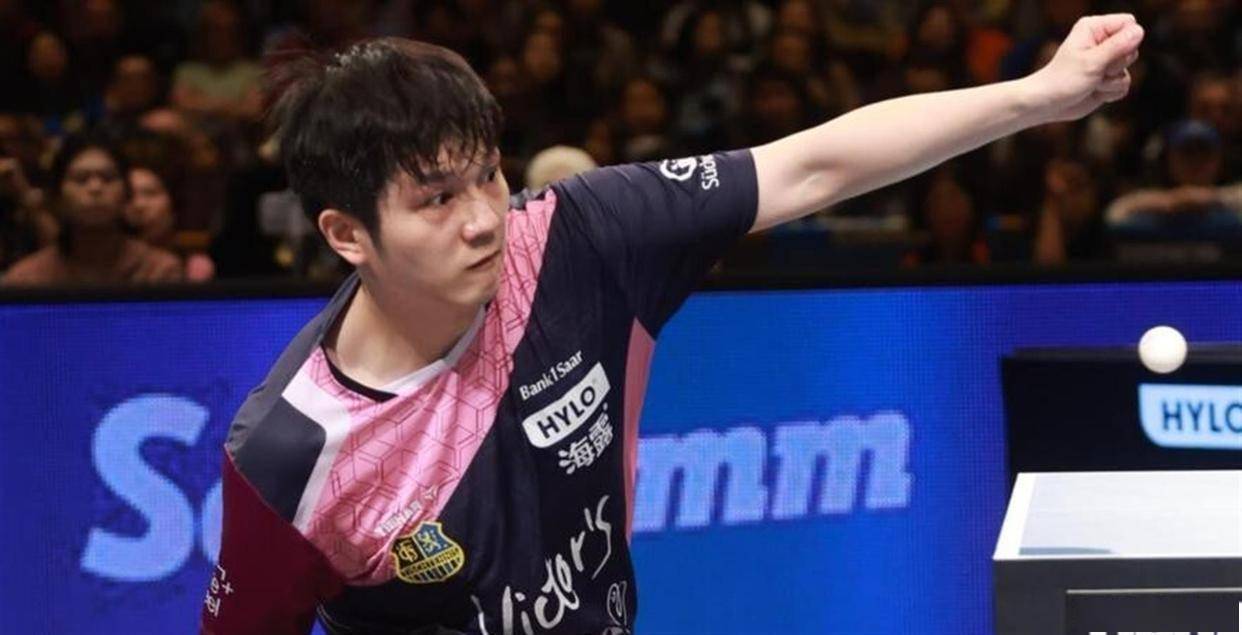 ฟาน เจินตง ได้ 0-3 ใน 2 เกมของแชมเปี้ยนส์ลีก นัดชิงชนะเลิศ! คืนที่ได้แชมป์เปี้ยนชิพ กลายเป็นการบอกลาที่บีบหัวใจที่สุด โจวหยู ได้เปิดเผยความจริงในประโยคเดียว_le brun_old fan_salbrucken