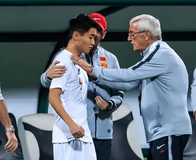 ตาและไข่มุกปัญญา! Wei Shihao ขอบคุณ Lippi สำหรับโปรโมชั่น: ผู้เล่นนานาชาติที่มีอยู่ 6 คนทั้งหมดมาจาก Lippi_National Football_Liu Yang_Wang Shangyuan