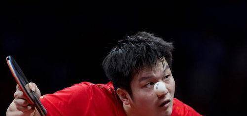 ในแชมเปี้ยนส์ลีก นัดชิงชนะเลิศ ลี เบรน บราเธอร์ส แพ้ 3-0 ฟาน เจินตง อยู่ในภาวะฉุกเฉิน เส้นทางสู่ต่างประเทศดีหรือคำสาป?_ การแข่งขัน_problem_guo ปิงปอง