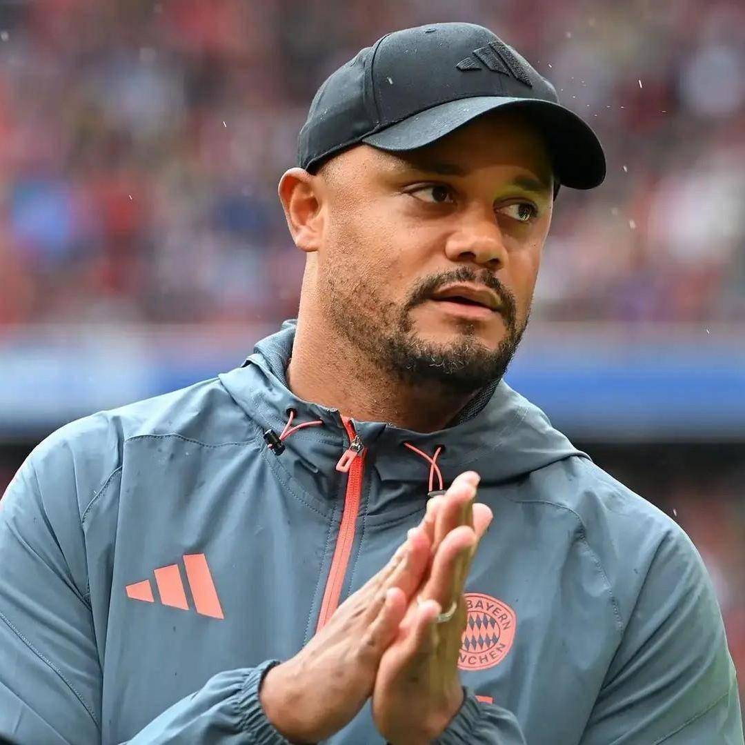 6. 21: บาเยิร์นราคาสูงถึง 65 ล้านท้องฟ้าสีน้ำตาล Kompany คุ้มกับการพนันทางซ้ายหรือไม่ _ บุนเดสลีกา_FrankFurt_Schalke