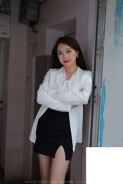 【IESS異思趣向系列】天天意願《 小婕的冷豔嘿絲 》小婕【82P】