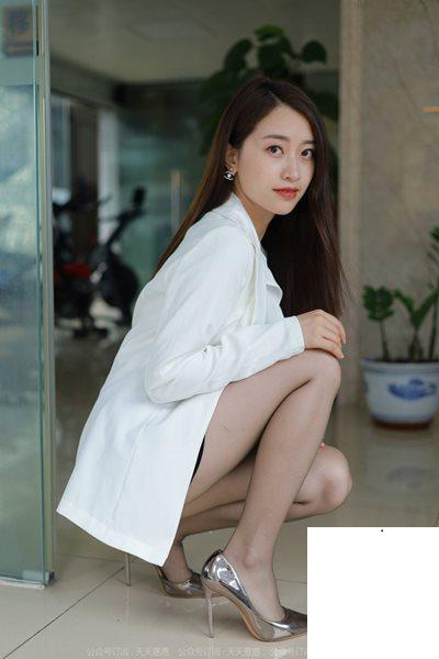 【IESS異思趣向系列】天天意願《 小婕的冷豔嘿絲 》小婕【82P】