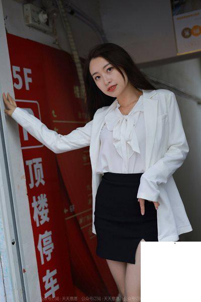 【IESS異思趣向系列】天天意願《 小婕的冷豔嘿絲 》小婕【82P】