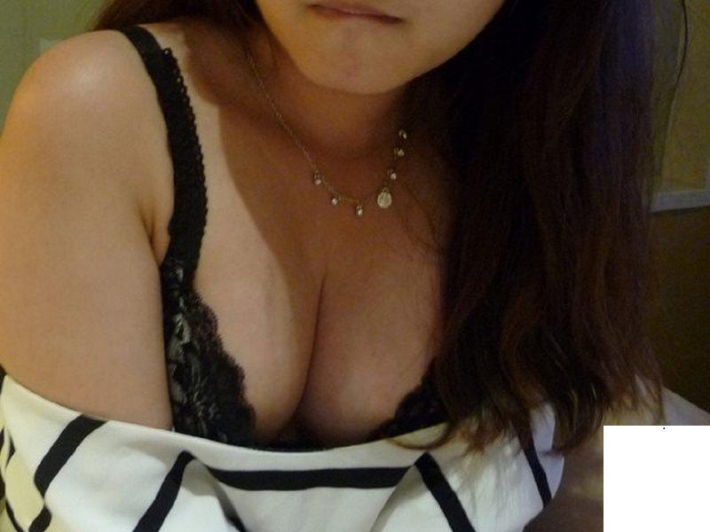口活不錯的女友 口的我好爽 (17P)