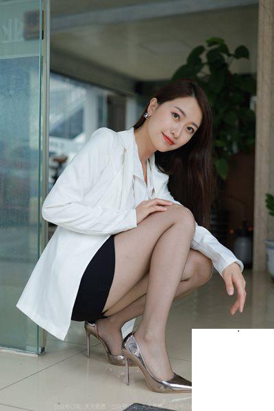 【IESS異思趣向系列】天天意願《 小婕的冷豔嘿絲 》小婕【82P】