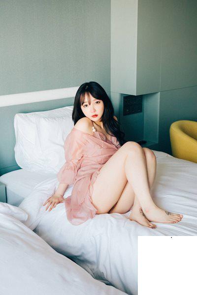 【陸模私拍】陸模- 珈珈 氣質美模無聖光私拍福利圖 (二) (100P)